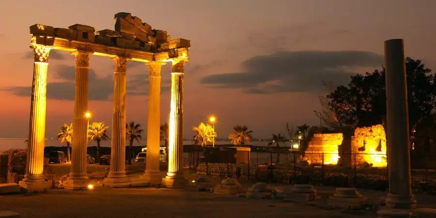 Side Seyahat Rehberi