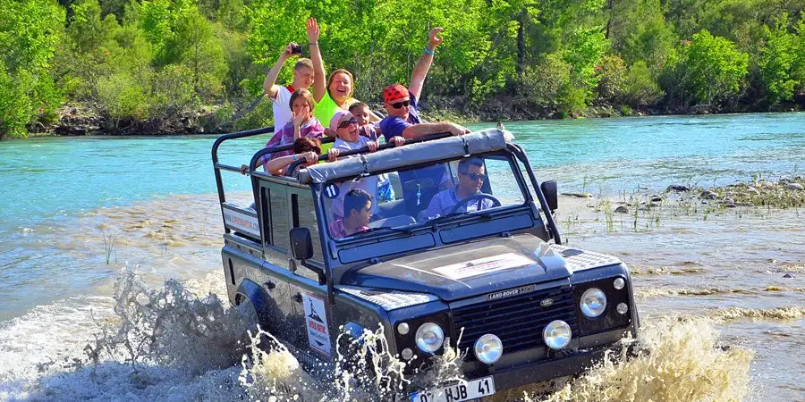 Kemer Jeep Safari ve Rafting Turu: Heyecan Verici 2'si 1 Arada Macera